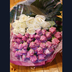 五反田 花屋 2色のバラのみで作成したゴージャスブーケ